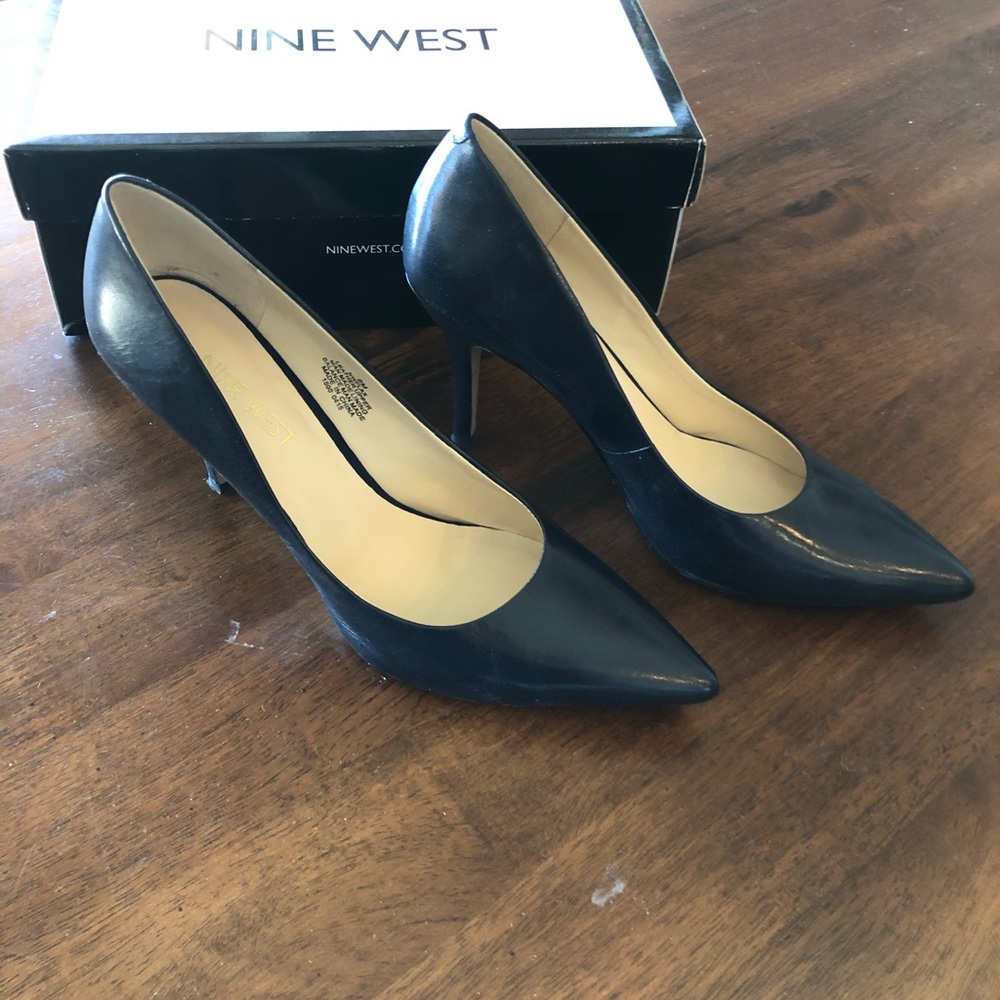Navy Heel 3.5 inches